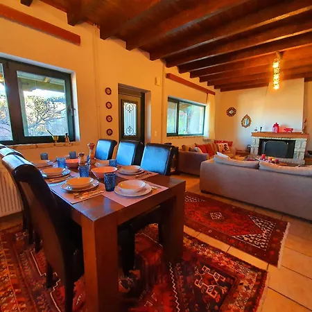 Residences Ferienhaus Eptálofos